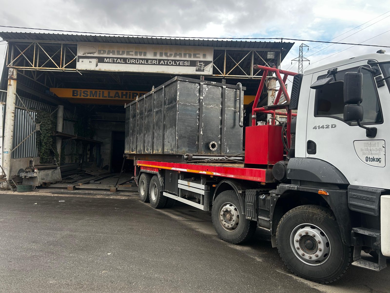 Yakıt, Su ve Çamur Tankları 15