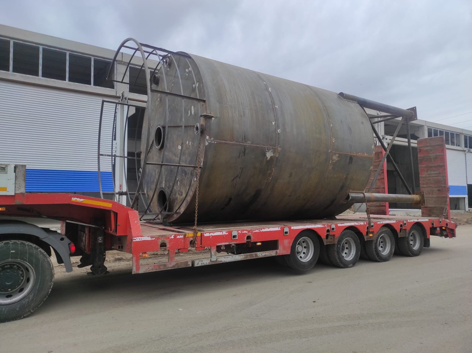 Yakıt, Su ve Çamur Tankları 9